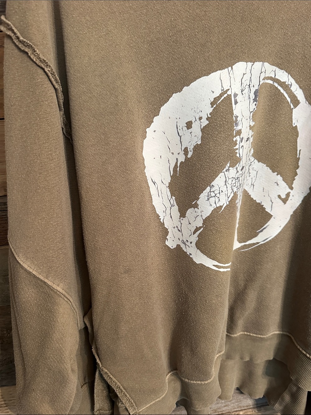 Free people , Olive Green Peace Sign Distressed Pullover Camden - Picture 3 of 4